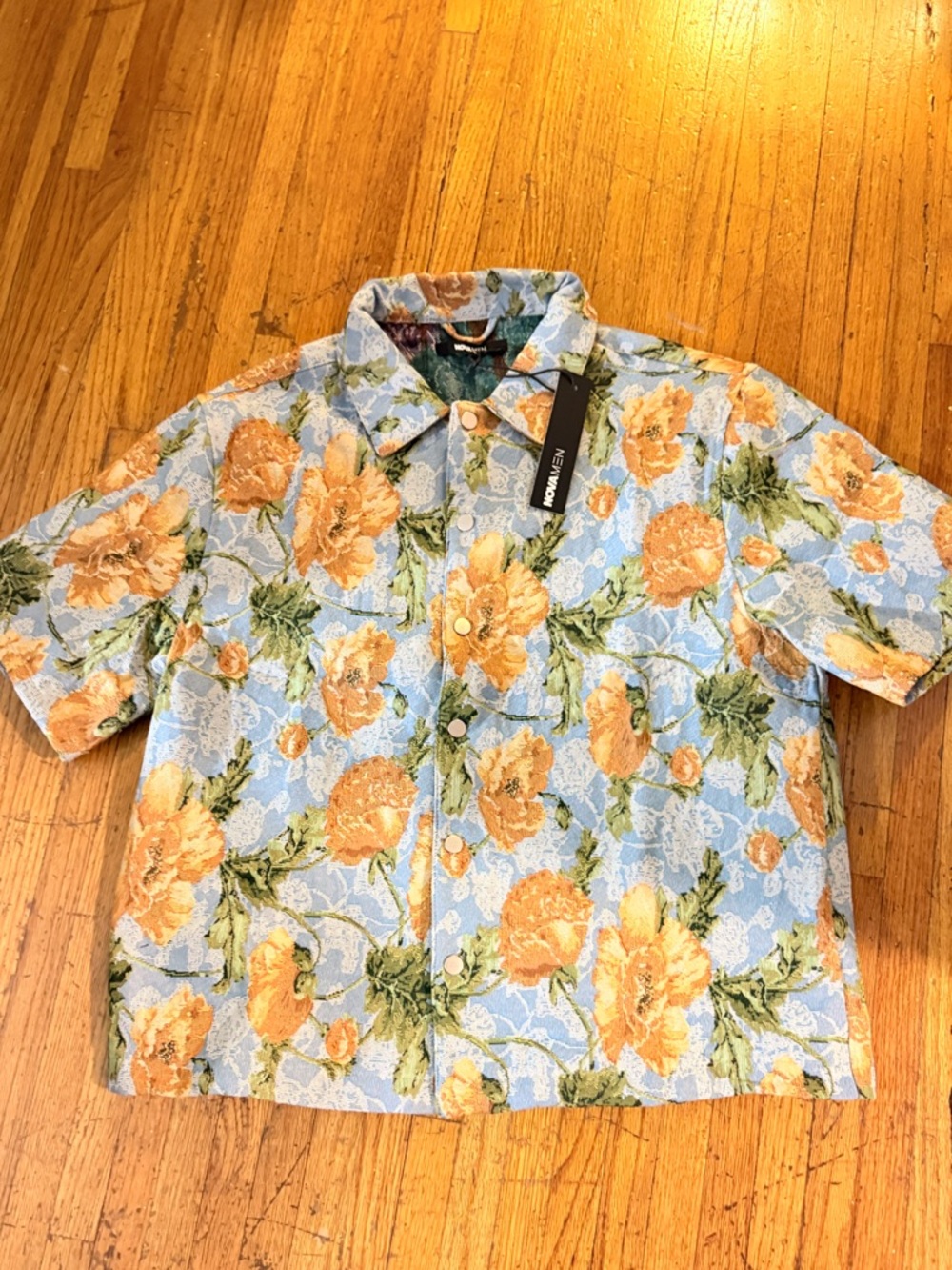 Fashion Nova Blue Tapestry Floral Short-Sleeve Suit with Yellow Flowers